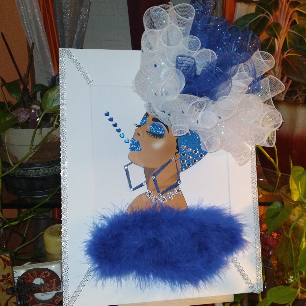 BEAUTIFUL CUSTOM DESIGN DIVAS